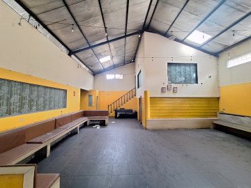DISEWAKAN RUMAH BULATAN COCOK BUAT KULINER LOKASI JL.SETIA BUDI - PEKANBARU