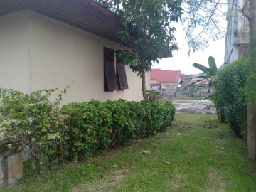 DIJUAL TANAH + BANGUNAN JL .HANGTUAH