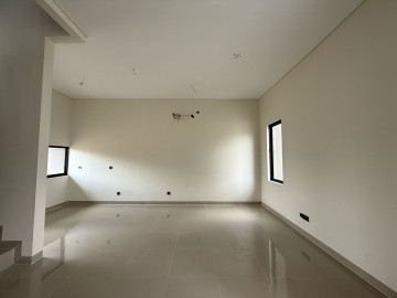 DISEWAKAN RUMAH BARU CLUSTER LOKASI RUMBAI
