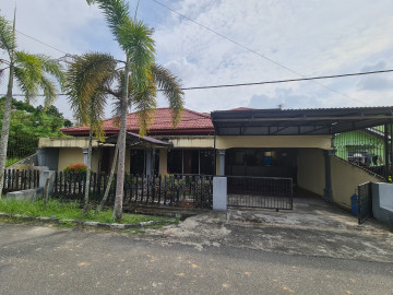 Di jual rumah bulatan lokasi Jalan Sekolah Rumbai dekat dengan Polsek Rumbai Pesisir Pekanbaru