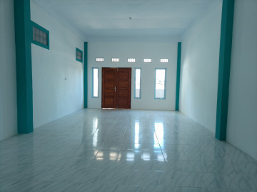 DISEWAKAN RUMAH BARU 2 LT LOKASI TENGAH KOTA JALAN AHMAD YANI PEKANBARU RIAU