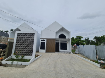 Dijual rumah semi cluster Jalan Teuku Bei Lokasi Marpoyan tengah kota Pekanbaru