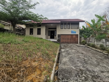 DISEWAKAN RUMAH SIAP HUNI LOKASI DEKAT HARAPAN RAYA - PEKANBARU