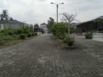 Dijual tanah kaplingan dalam komplek perumahan Jl. Hangtuah - Pekanbaru
