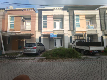 DIJUAL RUMAH CLUSTER LOKASI JL. PEMUDA UJUNG / KOMPLEK PLATINUM REGENCY - PEKANBARU
