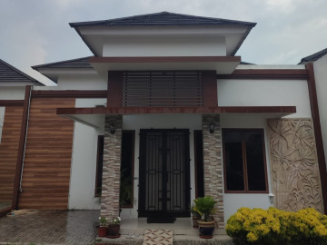 Dijual Rumah Cluster Siap Huni Tengah Kota - Dijalan Paus Pekanbaru