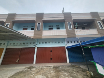 Di Jual 1 unit Ruko 2 lantai tepi Jalan Lokasi Umban Sari Rumbai tengah kota Pekanbaru