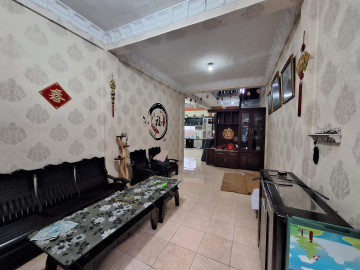 DIJUAL RUMAH 2LT DALAM KOMPLEK LOKASI DALAM KOTA JL.ROKAN-PEKANBARU