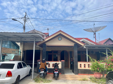 Dijual Rumah Bulatan 2 Lt Type 143/150 M2 Jl Pesisir Selatan Naggalo- Kota Padang