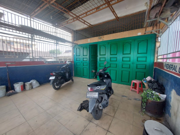 DIJUAL CEPAT RUKO SIAP PAKAI POSISI HOOK 2,5LT SEMI FURNISH POSISI HOOK DI TEPI JALAN MELUR - PEKANBARU