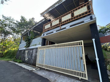 DIJUAL RUMAH 2 LANTAI LOKASI JL. TULOKO - UNGARAN TIMUR