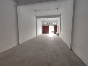Disewakan Ruko 3 Lantai Jl. Sigunggung /Darma Bakti