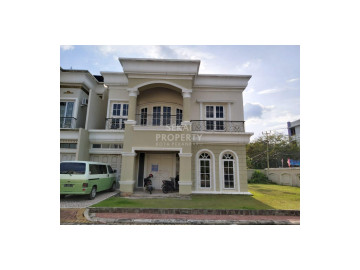 Dijual Rumah Mewah 2 Lt. Sudirman City Square, Pekanbaru