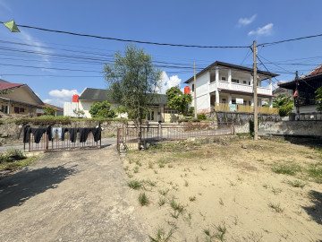 DIJUAL TANAH + BANGUNAN  JL .SETIA BUDI