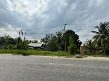 DIJUAL SEBIDANG TANAH LOKASI TEPI JALAN LINTAS SUMATERA
