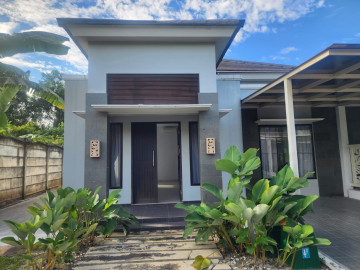 DI JUAL RUMAH CLUSTER  JL PARIT INDAH