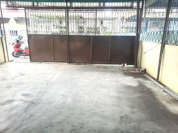 Disewakan Rumah Jl. Angkasa/Riau