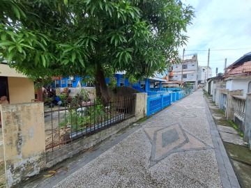 DIJUAL SEBIDANG TANAH DAN BANGUNAN LAMA DI JL.RIAU-PEKANBARU