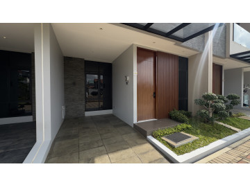 Rumah Cluster Baru Lokasi Strategis 2Lt 3Kt Jakarta Barat