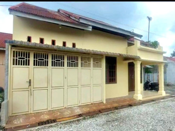 DIJUAL RUMAH SIAP HUNI TANAH LUAS LOKASI JL.SUKA KARYA/KUALU-PEKANBARU