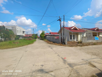 DIJUAL RUMAH LOKASI DEKAT JL HANGTUAH