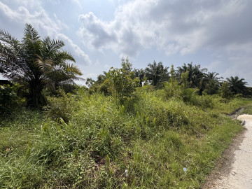 Dijual sebidang tanah keras jalan daru daru tengah kota pekanbaru