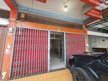 Dijual 1 unit ruko tepi Jalan lokasi Riau Tengah kota Pekanbaru
