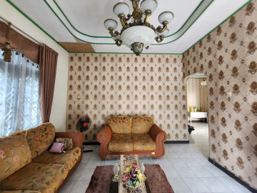 DIJUAL RUMAH DI JALAN PEMUDA PEKANBARU