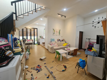 Di Jual 1 unit rumah cluster 2 lantai full furnished siap huni lokasi Jalan Pemuda tengah kota Pekanbaru