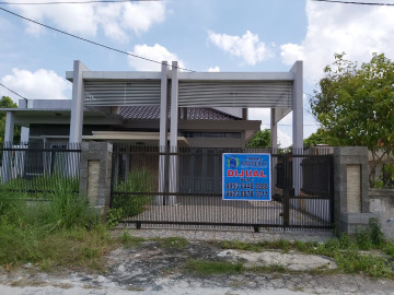 Dijual Rumah Mewah 2 Lantai, Jl. Paus, Pekanbaru