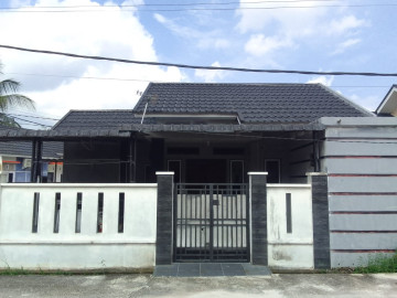 DIJUAL RUMAH SIAP HUNI JL.PANDAU JAYA