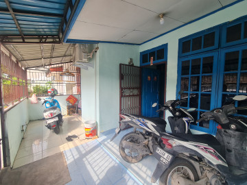 Dijual 1 unit rumah siap huni lokasi Jalan Jati tengah kota Pekanbaru