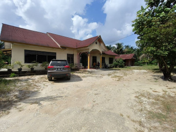 DIJUAL TANAH BONUS BANGUNAN LOKASI RAYA PASIR PUTIH PEKANBARU RIAU