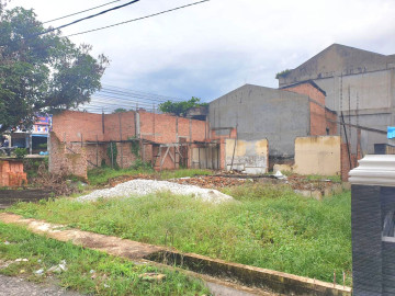 DIJUAL SEBIDANG TANAH KERAS LOKASI JALAN LOBAK - PEKANBARU