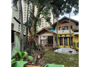 DijualRumah dan Kost kost an di jalan Cikutra Bandung