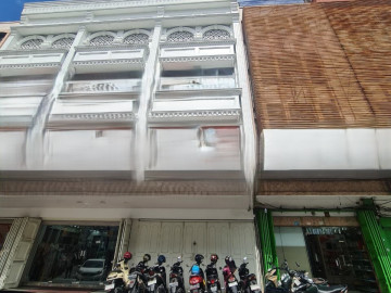Di Jual 1 unit ruko tepi Jalan Besar Jalan Jendral Sudirman tengah kota Pekanbaru
