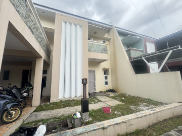 DIJUAL RUMAH 2 LT JL DAGANG