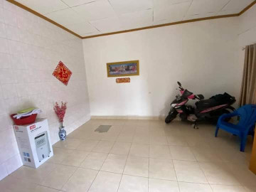DIJUAL RUMAH SIAP HUNI DI JL.KUANTAN-PEKANBARU