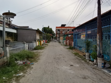 Dijual Rumah Tinggal, Dekat Jl. Riau, Angkasa, Jendral