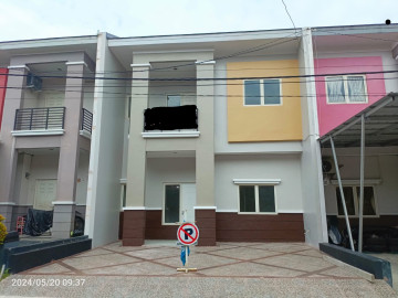 DIJUAL RUMAH 2 LT JL .DWIKORA