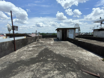 Disewakan Ruko 3 Lt Lokasi Jalan Riau