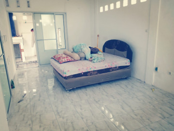 Dijual Rumah 2 Lantai Semi Cluster Dekat Jl.Harapan Raya/Imam Munandar
