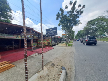 DIJUAL/DISEWAKAN SEBIDANG TANAH LOKASI TEPI JALAN JL.ARIFIN AHMAD-PEKANBARU