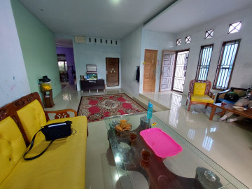 Di jual rumah murah siap huni di tengah kota dekat jalan Fajar