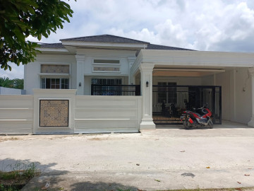 DIJUAL RUMAH BULATAN MEWAH KONDISI BARU LOKASI JL. KARTAMA - PEKANBARU