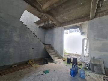 Dijual 1 unit rumah cluster 2 lantai Lokasi Jalan Soekarno Hatta tengah kota Pekanbaru