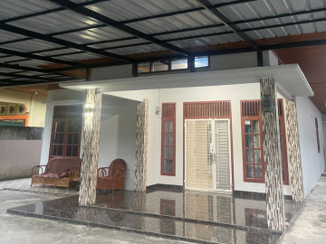 Dijual Rumah Bulatan Type 250m2 Di Jl. Bukit Barisan