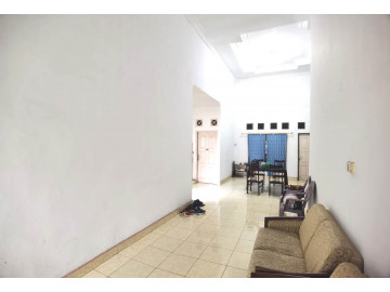 Dijual Rumah Cluster Semi Furnish Ditengah Kota, Murah Di Jl. Sudirman - Pekanbaru