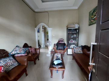 Dijual rumah bulatan 2lt siap huni di tengah kota Jl. Soekarno Hatta