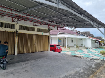 Dijual rumah + 2unit kios toko jl Serayu